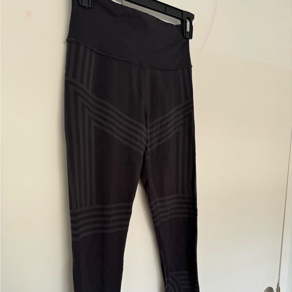 Alo Leggings w Line details